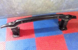 усилитель переднего бампера BMW X5 E70 51117165458  M57N2 306d3 235 лс 2007 TITANSILBER METALLIC (354)