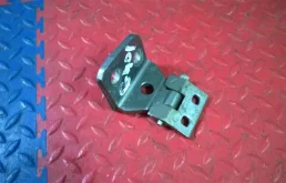 петля двери BMW X3 E83 41003422370  N47D20C 177лс. 2.0D 2009 SPACEGRAU METALLIC ( A52 )