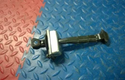 ограничитель двери BMW X3 F25 51217205572  N55B30A 306 лс 3.0i 2012 TIEFSEEBLAU METALLIC (A76)