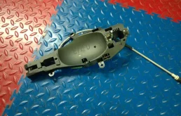 кронштейн ручки двери BMW X3 F25 51217193263  N52B30A 272 лс 3.0i 2011 TIEFSEEBLAU METALLIC (A76)