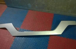 накладка двери багажника BMW X3 E83 51133413287  N47D20A 177лс 2.0D 2008 TITANSILBER METALLIC (354)