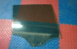 стекло двери BMW X1 E84 51352990390  N47D20C 2012 SPACEGRAU METALLIC ( A52 )