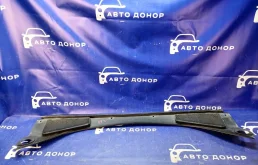 решетка под лобовое стекло FORD FOCUS CB8 - - 1837803