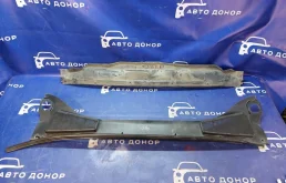 решетка под лобовое стекло FORD FOCUS CB8 - - 1837803