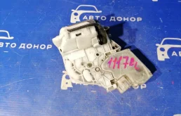 замок двери NISSAN PRIMERA HP11 - R 825035P010