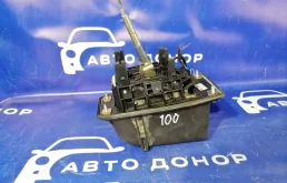 рычаг переключения КПП VOLKSWAGEN PASSAT 3B3 AMX, ATQ - 4B0713041M