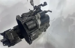КПП механическая (МКПП) LMU  2.0 TDI Volkswagen