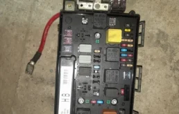 Блок монтажный  13206754 hc для Opel Zafira B 2005-2015