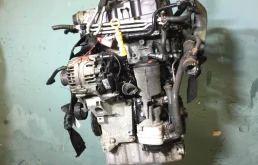 Двигатель без навесного для Skoda Roomster на фотографиях