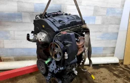 Двигатель без навесного для Citroen Berlingo 2014 года на фотографиях