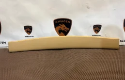 Накладка двери багажника Porsche Cayenne 2010 957