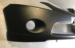 Бампер передний для Mitsubishi Grandis 2008 года на фотографиях