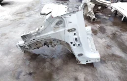 Четверть Ford Kuga 2014