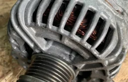 Генератор для Volkswagen Golf 2009 года на фотографиях