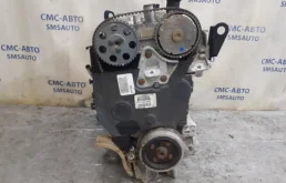 Двигатель без навесного для Volvo C30 2006 года на фотографиях