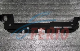 Усилитель переднего бампера для Toyota Corolla 2007 года на фотографиях