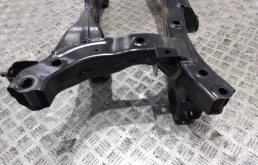 Задняя балка для Hyundai Creta на фотографиях