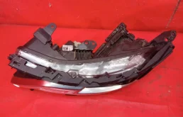 Фары для Kia Carnival на фотографиях