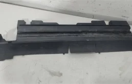 Дефлектор радиатора A2135050130   Бензин Mercedes