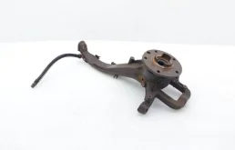 Кулак поворотный правый для Audi Q7 на фотографиях