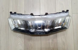 Решетка радиатора для Honda Civic 2005 года на фотографиях