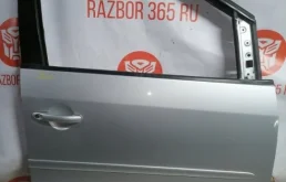 Двери для Volkswagen Touran 2007 года на фотографиях