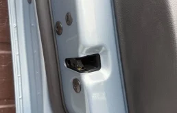 Замок двери передней левой Volkswagen Passat CC B6 (2008—2012)