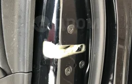 Замок двери передней правой Mazda 6 GJ (2012—2015)
