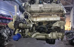 Двигатель для Toyota Land Cruiser 2008 года на фотографиях