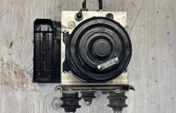 Блок abs (насос) VW Touareg NF 2010 7P