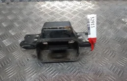 Подушка двигателя Volkswagen Passat B6