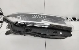 Фара ксенон левая для Volkswagen Touareg 2021 года на фотографиях