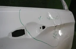 Дверь багажника для Hyundai Solaris 2011 года на фотографиях