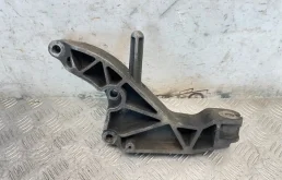 кронштейн двигателя Opel Astra 2007 L35 Z13DTH