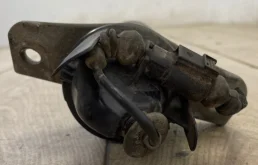 Амортизатор задний правый для Audi Q7 2017 года на фотографиях