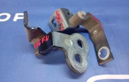петли двери FORD FOCUS CB8 IQDB F 1879658, 1781674