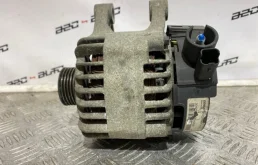 Генератор для Citroen Berlingo 2013 года на фотографиях