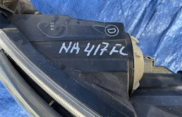 Фары для Mitsubishi Grandis 2005 года на фотографиях