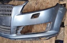 Решетка радиатора для Audi Q7 2014 года на фотографиях