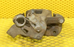 Суппорт задний правый для Hyundai Solaris на фотографиях