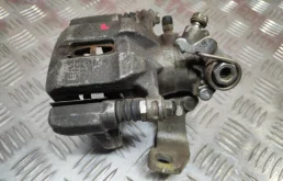 Суппорт задний левый для Honda Civic 2005 года на фотографиях