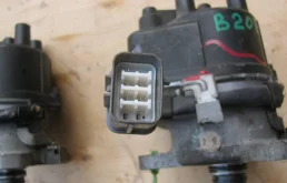 Трамблер для Honda CR-V на фотографиях