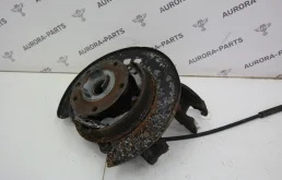 Кулак задний левый для Audi Q7 на фотографиях