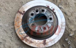 Диски тормозные задние (комплект) для Audi Q7 2018 года на фотографиях