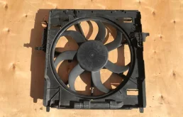 Вентилятор радиатора охлаждения ДВС для BMW X5 на фотографиях