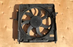 Вентилятор радиатора охлаждения ДВС для BMW X5 на фотографиях