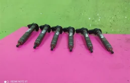 Форсунка топливная для Audi Q7 на фотографиях