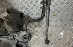 Подрамник двигателя для Hyundai i40 на фотографиях