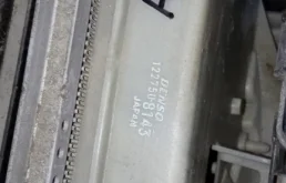 Радиатор охлаждения ДВС для Toyota Alphard на фотографиях