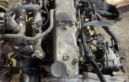 ГБЦ для Hyundai Starex 2002 года на фотографиях